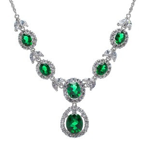MALAR WORLD: Emerald Necklace Designs