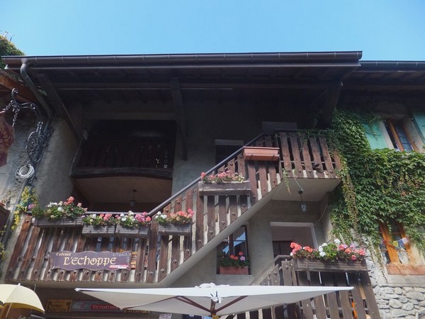 Yvoire Haute-Savoie bourg médiéval plus beau village de france lac léman