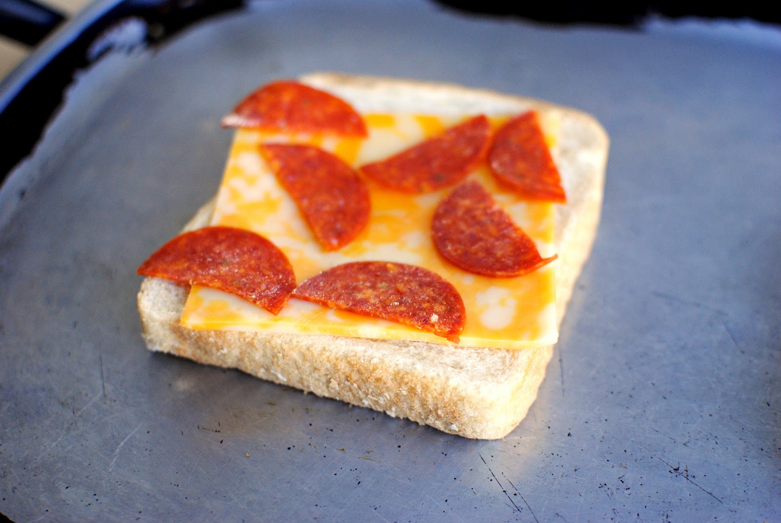 бутерброды как мини пицца в духовке фото 106