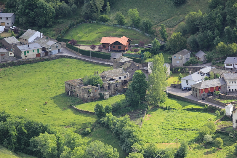 Filandón (Noroeste leonés): Orallo (I): dos pueblos, dos leyendas