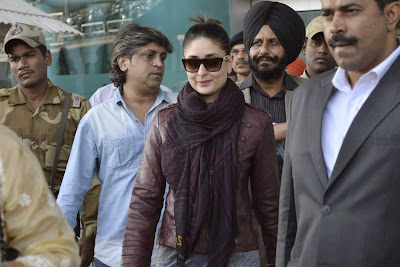 Bollywood, Actress, Kareena Kapoor, Golden Temple, India, Amritsar, Film, Celebrities, Hindu, Saif Ali Khan, Sikh, Showbiz, 