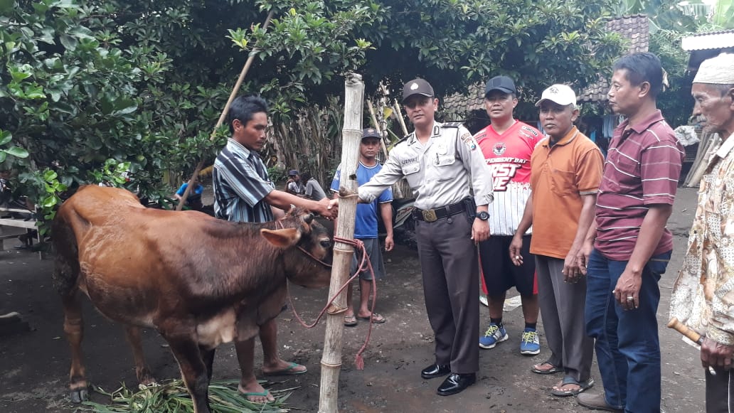 Tribrata News Polres Lumajang Polsek Pasirian Bersama Warga