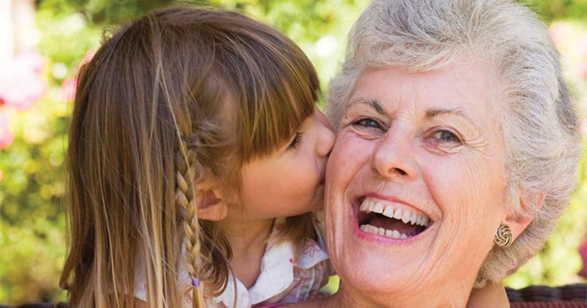 ¿Por qué es tan importante la abuela materna para un niño? Me Encanta