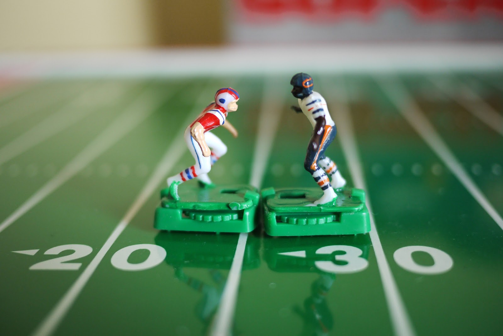 Vault 1541 [YouTube] Electric Football Super Bowl Edition