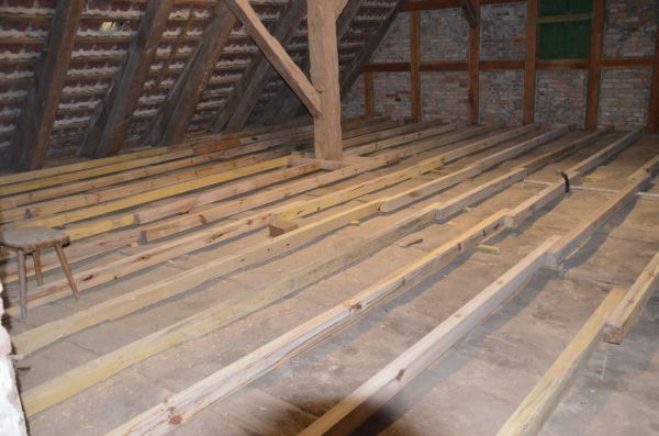 Gutshof Carolinenthal: Erst das(Garten) Vergnügen...