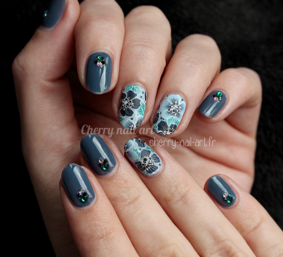 nail-art-fleurs-one-stroke-hiver