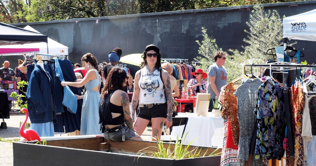 angels and people, life in New Orleans The Bazaar, Vintage & Flea