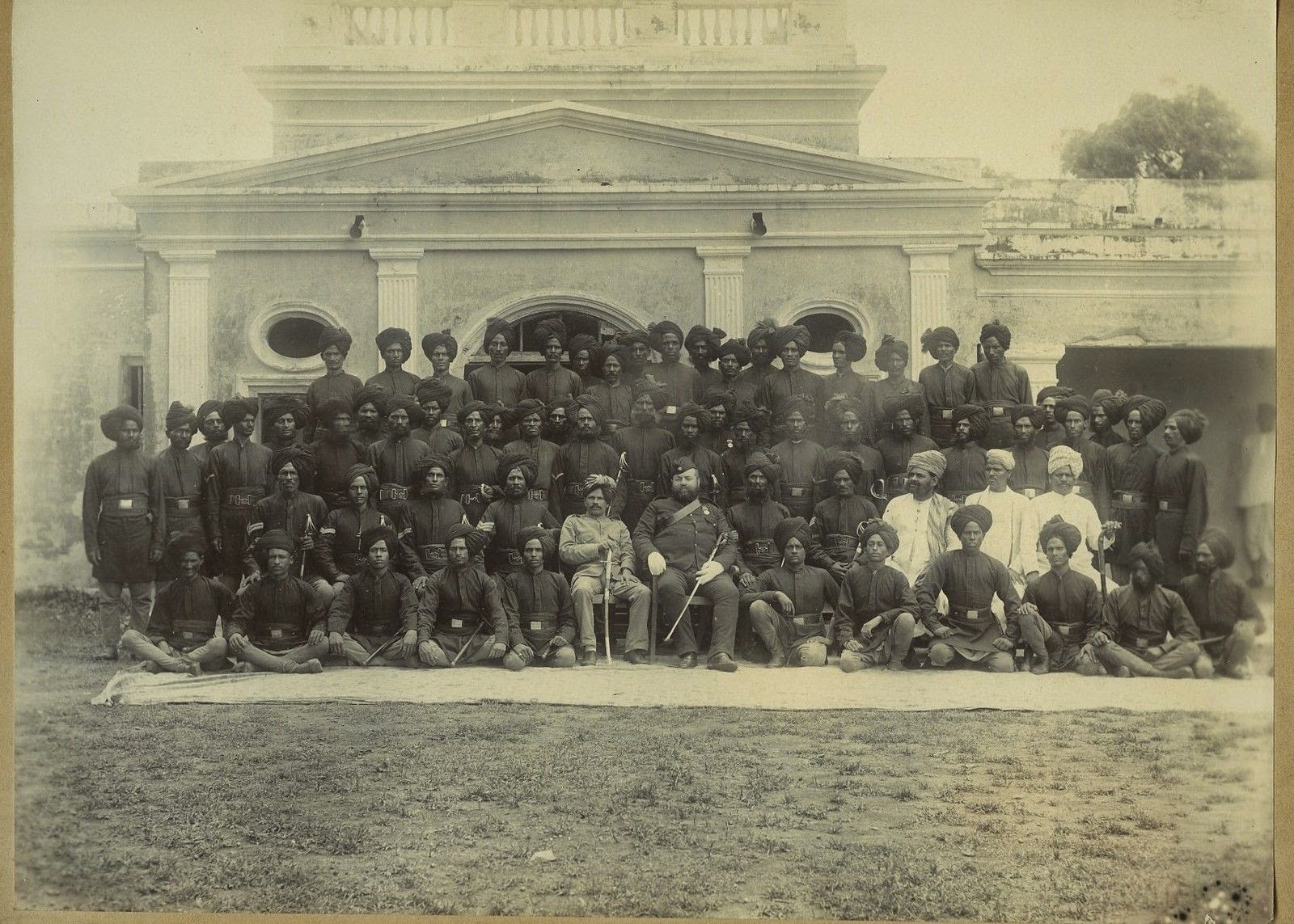 Group photo of Indian Men (Soldiers or Bodyguards) - c1900s