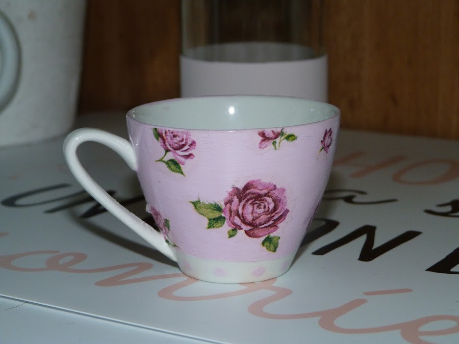 isabelvintage-vintage-taza-porcelana-decorada-decoupage