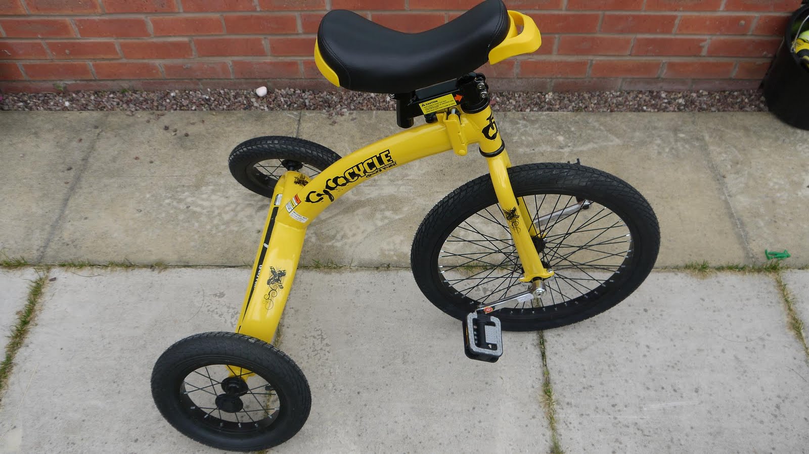 Inside the Wendy House: Toyology and a Cycocycle