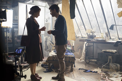 Tom Riley and Jenna Thiam on the set of The Collection Series (34)
