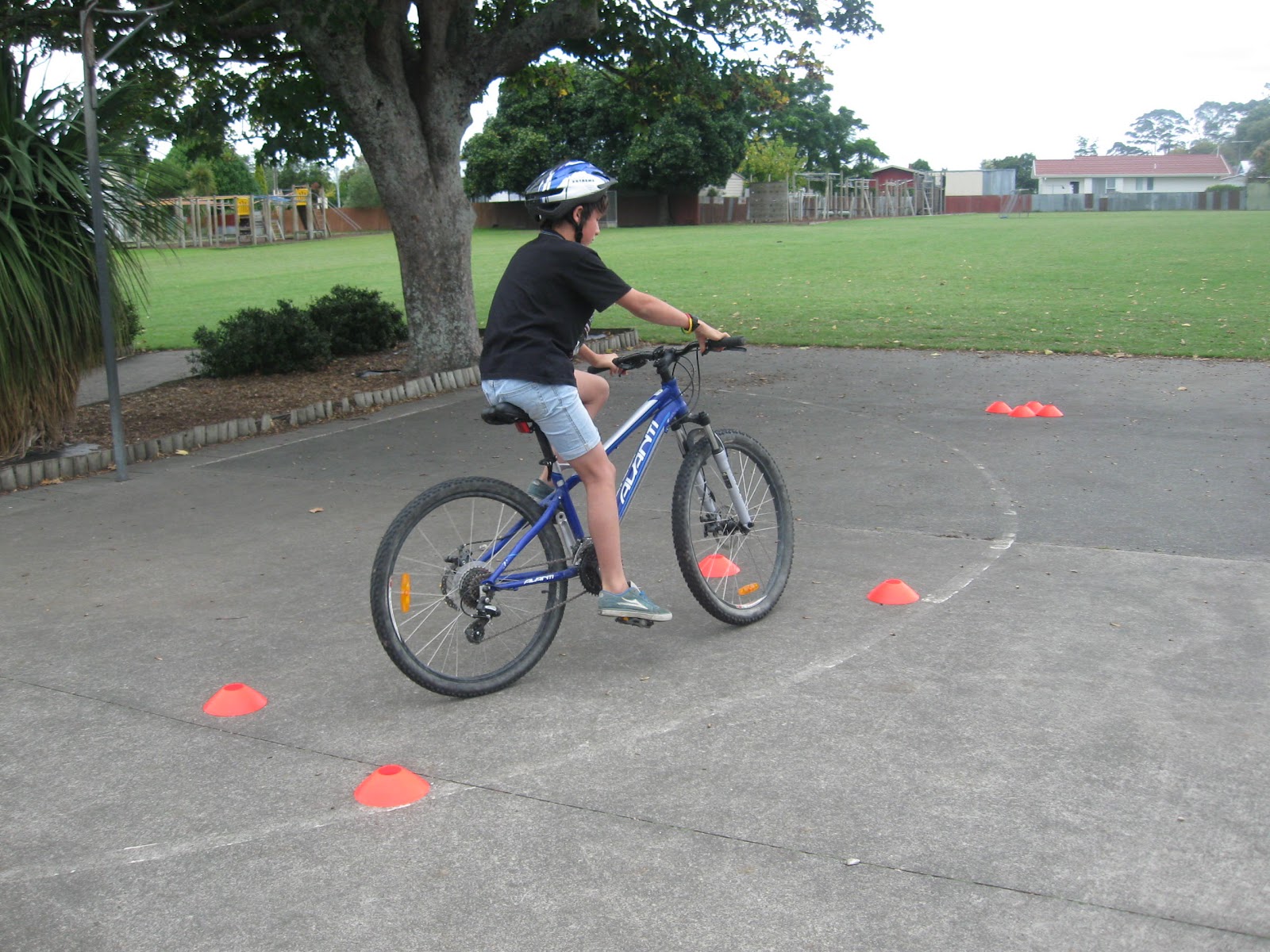 Handsup4learning Cycle Safety