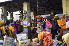fish market, sassoon docks, fisherfolk, baskets, fish, traders, morning, mumbai, incredible india