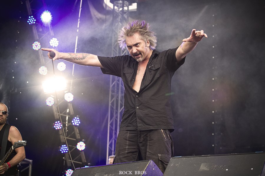 король и шут окна открой. фестиваль окна открой король и шут 2013. окна открой 2013 король и шут горшок и князь. андрей князев и михаил горшенев окна открой 2013. окна открой 2013 король и шут горшок и князь.