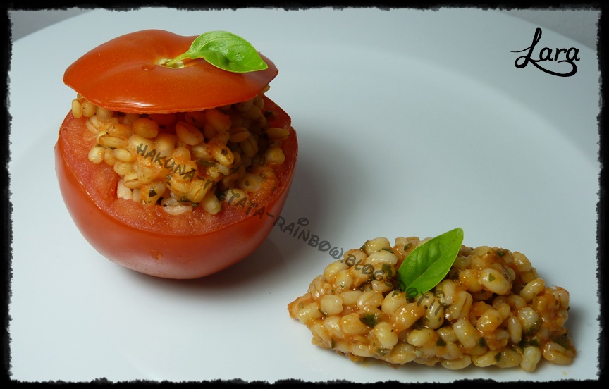 http://cucinaconlara.blogspot.it/2014/05/pomodori-ripieni-di-orzo-veg.html