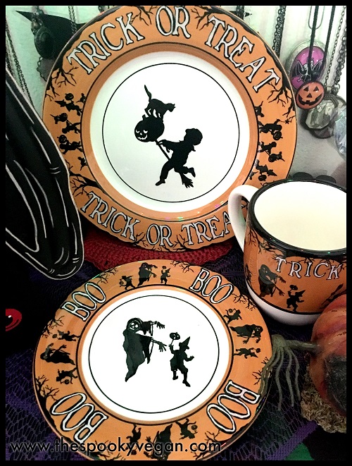 The Spooky Vegan Traditions Holiday Store's Halloween Displays