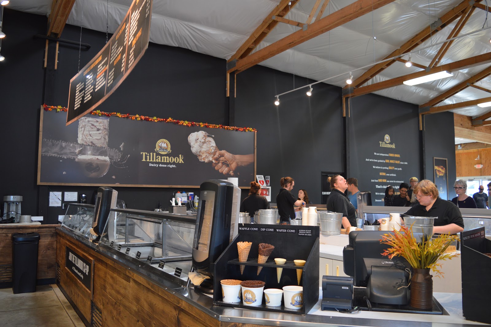 A Visit to the Tillamook Cheese Factory