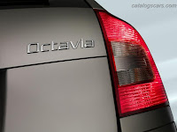 سكودا اوكتافيا كومبى 2012