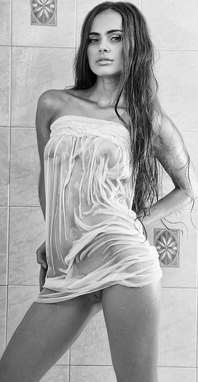 Xenia Deli desnuda Xenia Deli desnuda