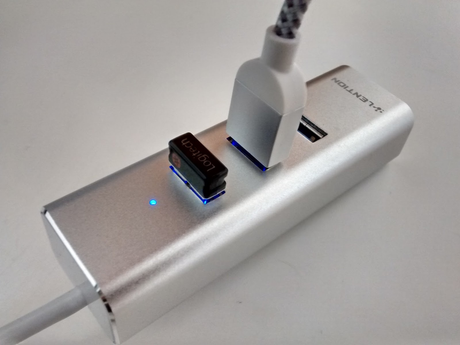 Andrux&me : Radio Frequency Interference : USB3.0 and 2.4GHz wireless ...