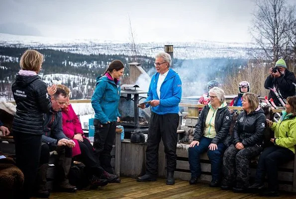 Crown Princess Victoria did her seventh hiking in the landscape of Sweden this time in Lappland. The hiking took place in Tärnaby and Hemavan