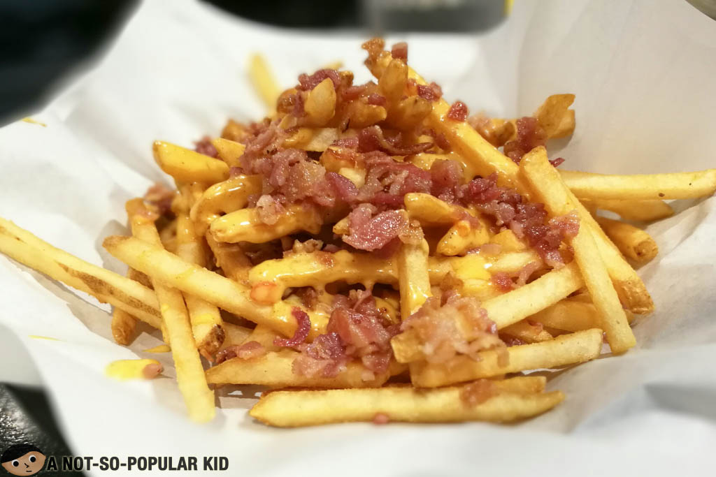 Sports and Flavors in Buffalo Wild Wings of Glorietta 2, Makati City