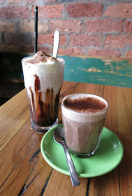 Di Bella Coffee Roasting Warehouse, hot chocolate, iced chocolate