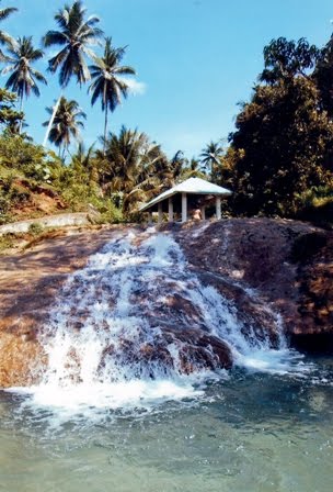 i love central cellebes: Permandian Rakyat Kumaligon