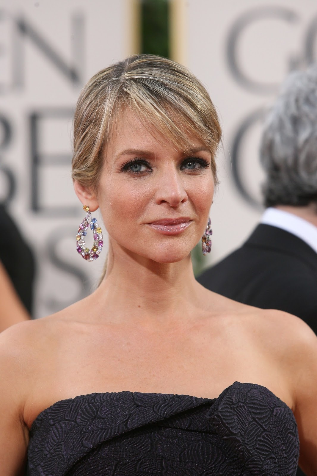 Jessalyn Gilsig Photos | Tv Series Posters and Cast