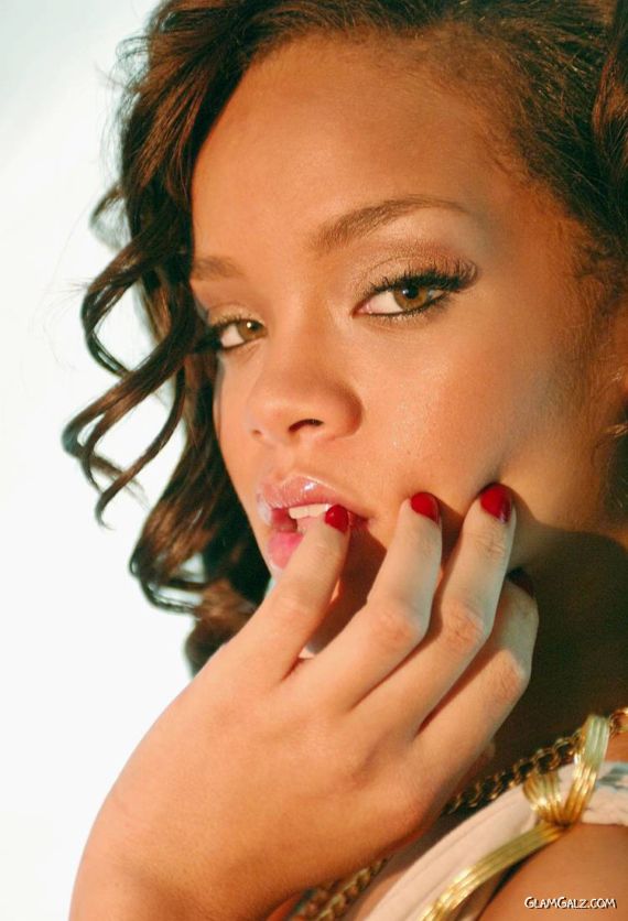 Dollar Chauhan: Beautiful Rihanna Closeup Photoshoot