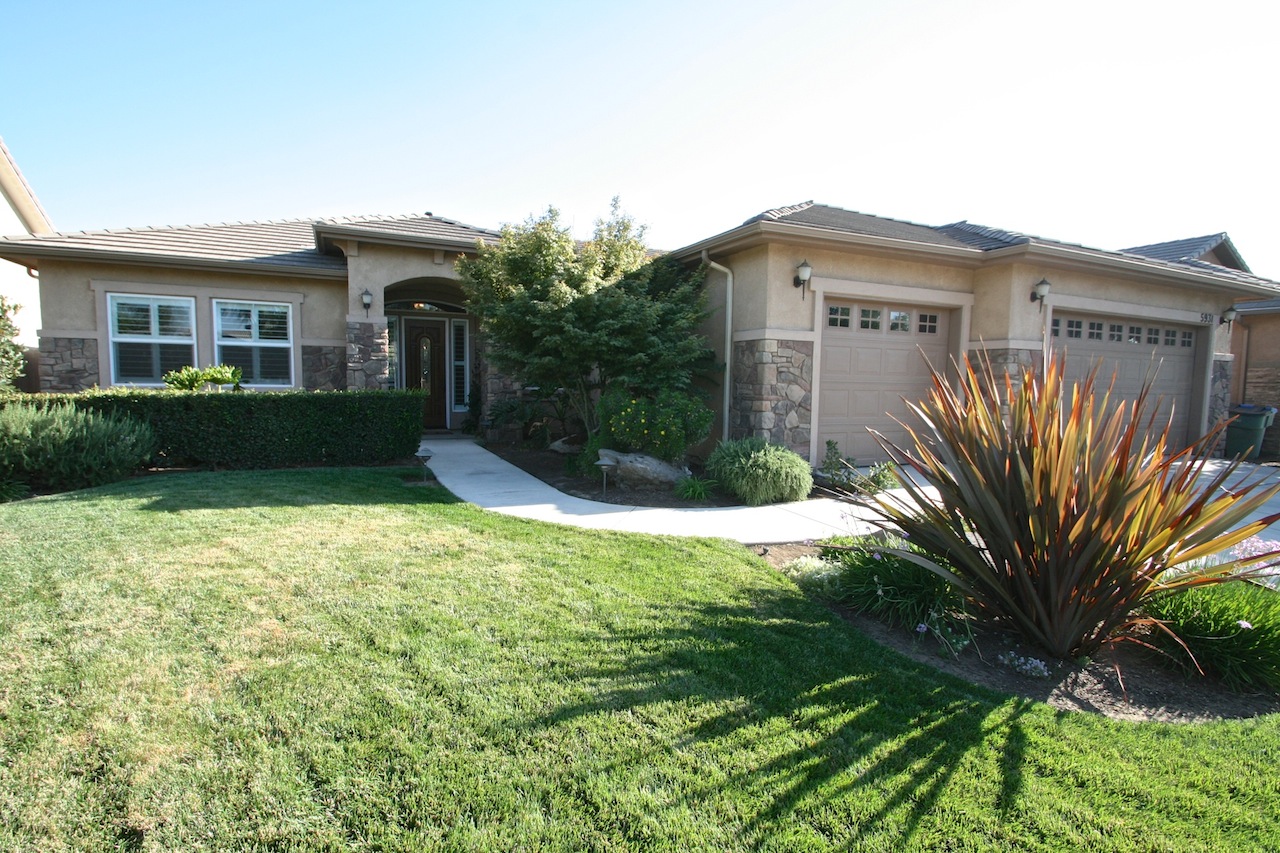 Visalia Homes by JILLIAN BOS July 2015