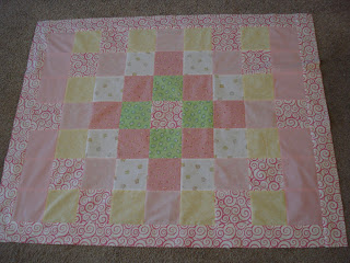 The Nifty Stitcher: Lil Twister Quilt