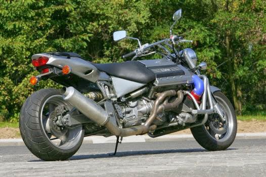 BMW V8 Powered Motorcycle - Grease n Gas