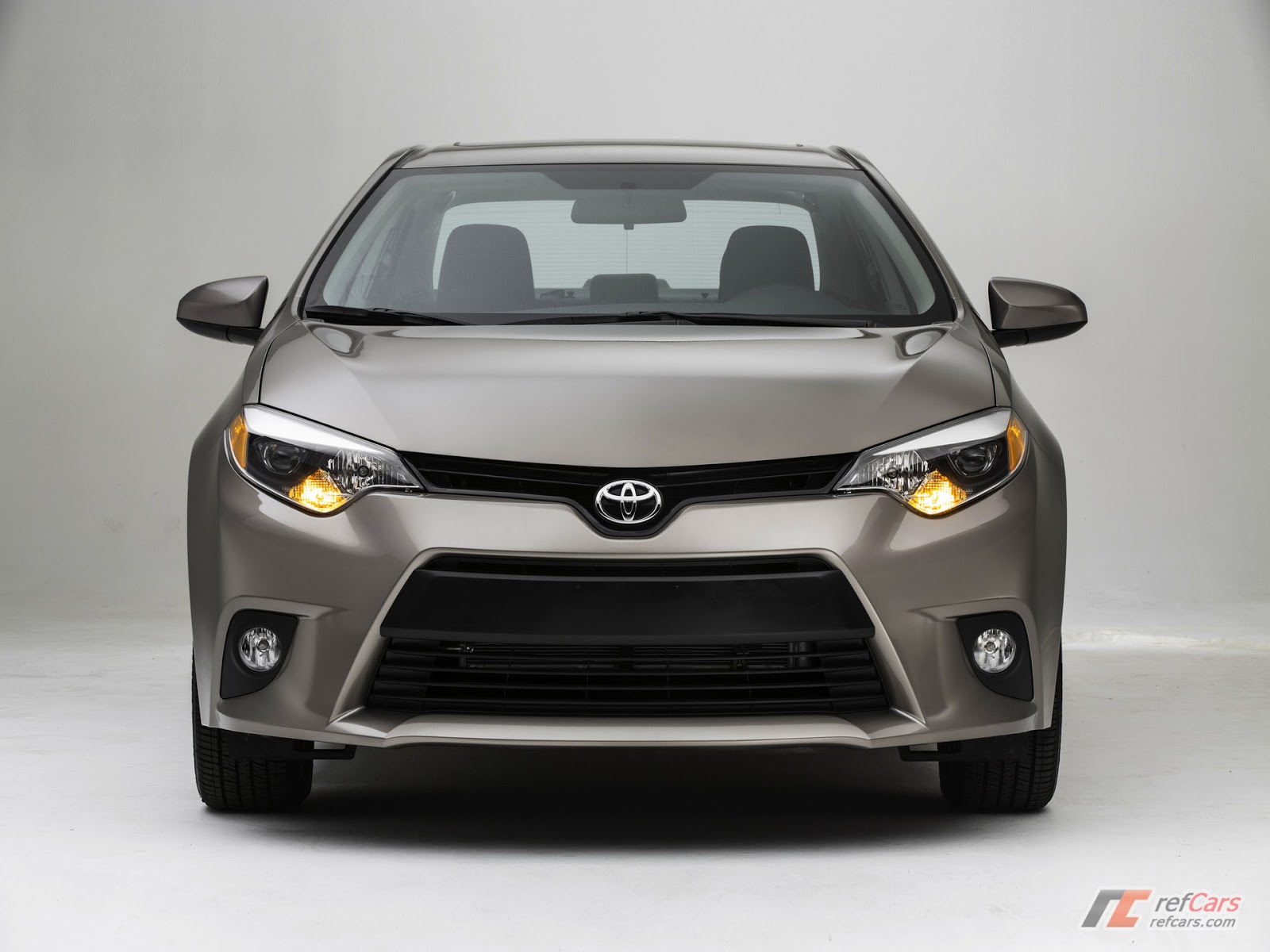 refCars: Toyota Next-Generation 2014 Corolla Sedan