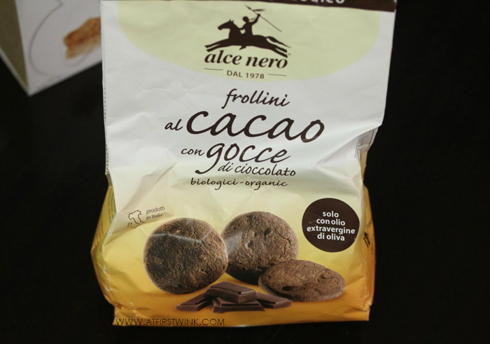 Alce Nero frollini al cacao con gocce di cioccolato