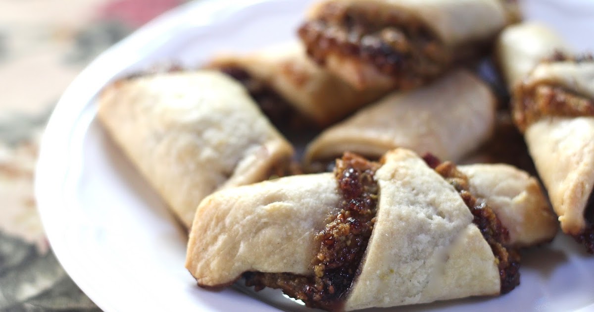 Diary of a Mad Hausfrau Pistachio Raspberry Horns