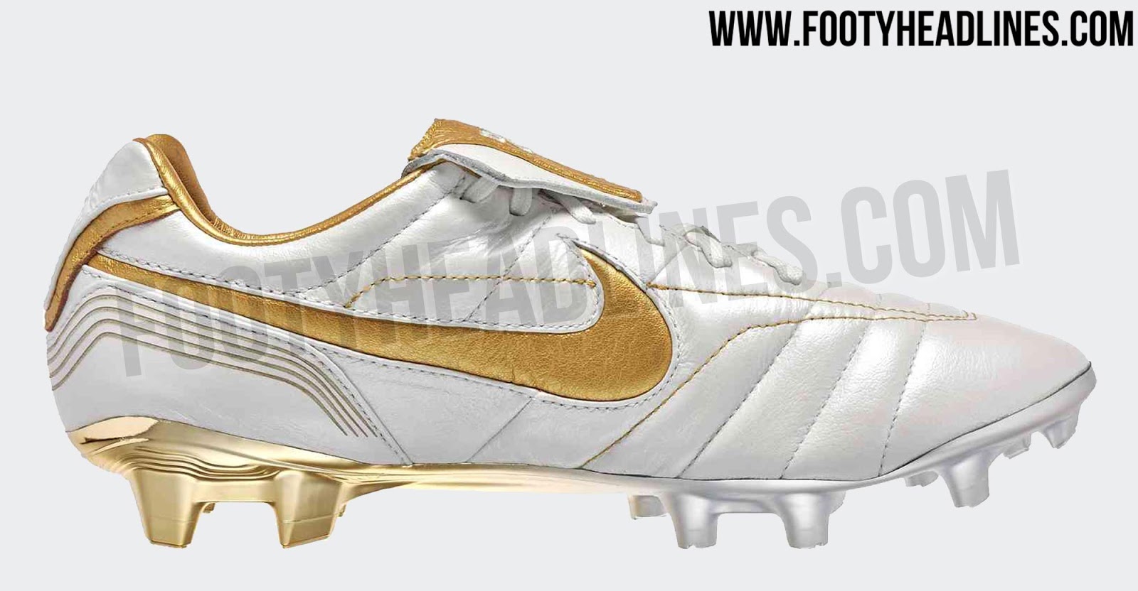ronaldinho cleats white and gold