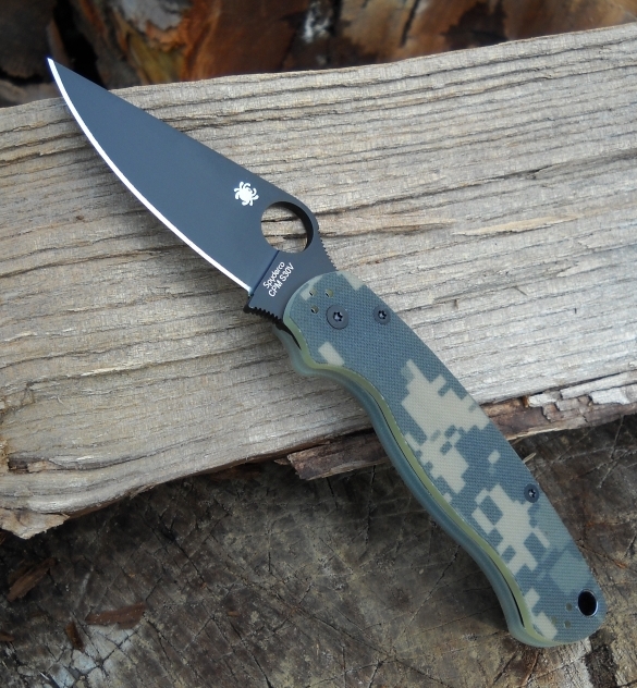 Spyderco02c_zpsba113904.jpg