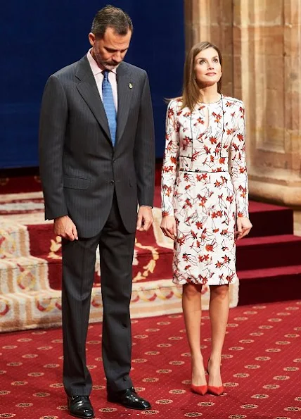 Queen Letizia wore Carolina Herrera  Floral Printed Mikado Dress and Magrit suede pumps