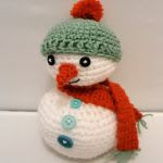 PATRON GRATIS MUÑECO DE NIEVE AMIGURUMI 21996