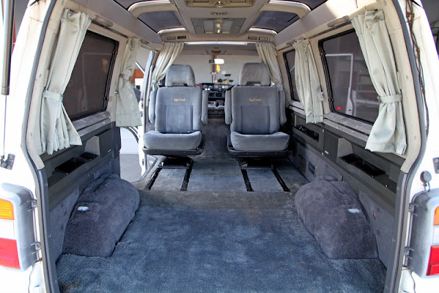 1990 Mitsubishi Delica 4x4 JDM Camper Van For Sale