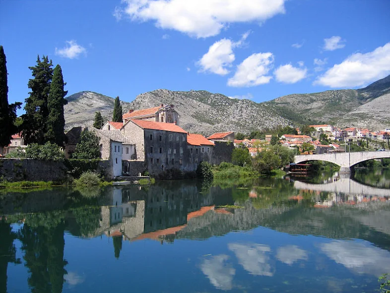 Trebinje, di tepi Trebišnjica
