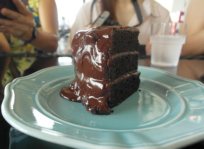 Purple Taste Whisk & Paddle Tebing Lane