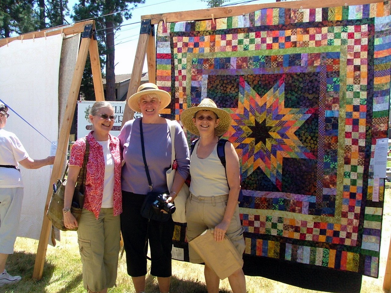 Michele Bilyeu Creates With Heart And Hands Sisters Outdoor Quilt Show 2011