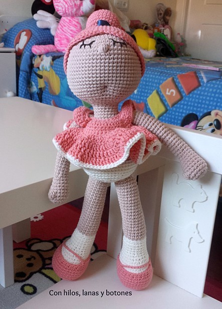 Con hilos, lanas y botones: Miss Pinky 