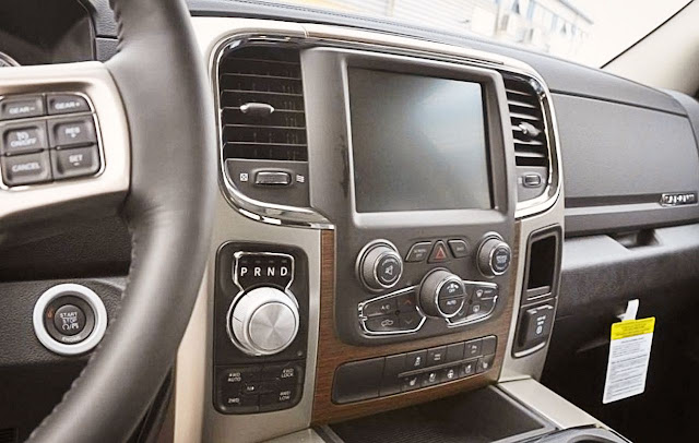 dodge-ram-interior-pictures-of-2013-laramie-with-screen-navigation,-bluetooth-audio-streaming,-transmission-control,-dasboard,-screen-display