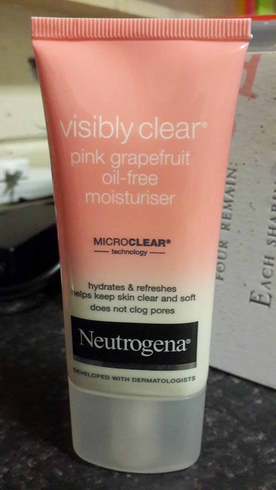 neutrogena pink grapefruit moisturizer