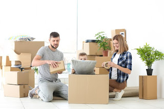 Apple packers and Movers