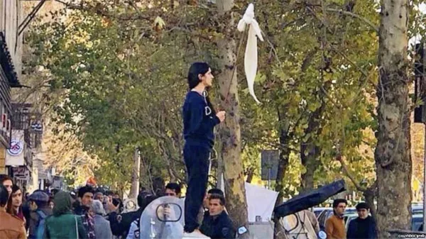 Iranian Women Said At 'Risk Of Long Jail Terms' For Protesting Hijab, Iran, News, Politics, Crime, Jail, Criminal Case, Women, Protesters, Report, World