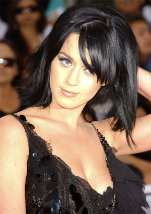 katy-perry-straight-hair-4.jpg